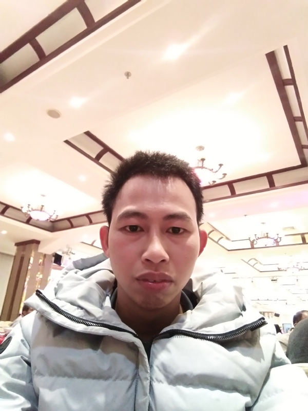 期待有缘的你的第一张照片--信宜蓝颜知己交友网